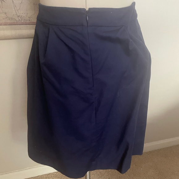 Navy full pleated skirt from LOFT - Picture 3 of 4